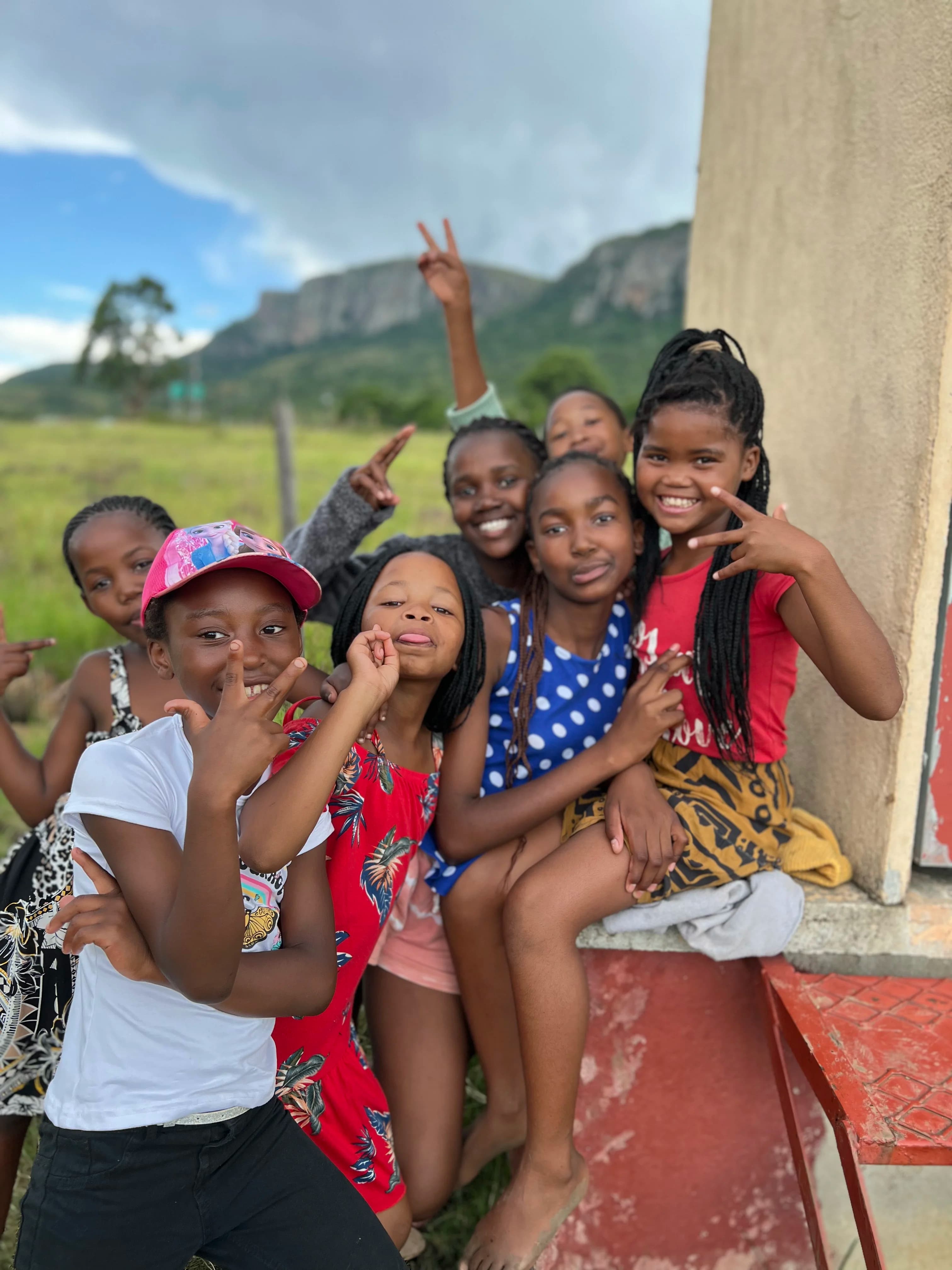 Children from Bonani smiling